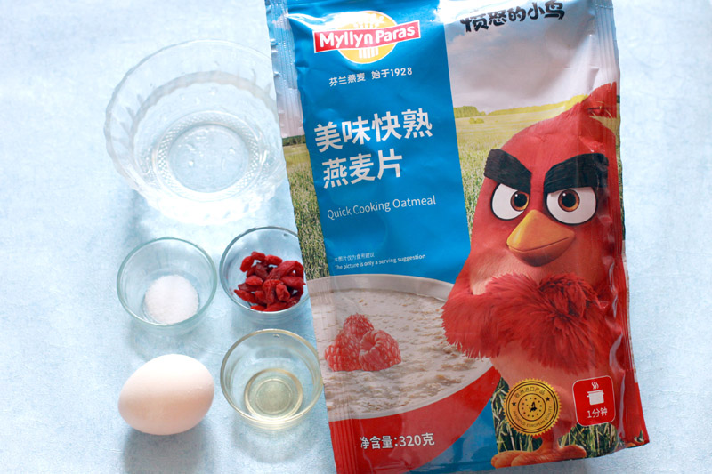 燕麦鸡蛋粥